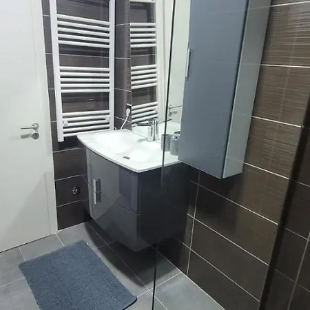 New Modern And Cozy Classy 2 Bedroom Apartment Tirana